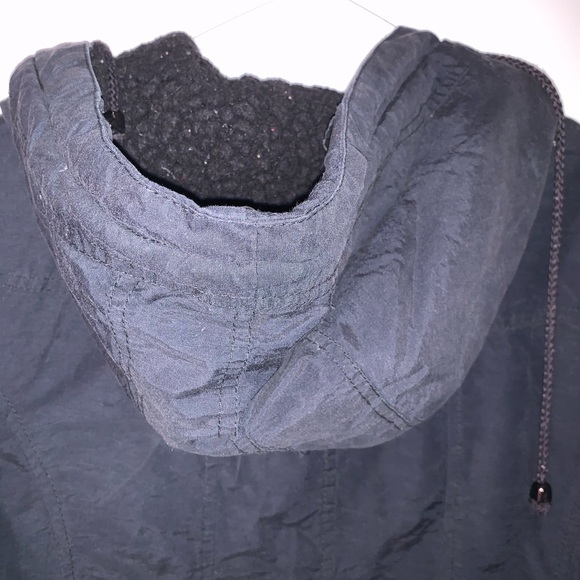 M Black Double-Layered Coat with Hoodie - Picture 12 of 15